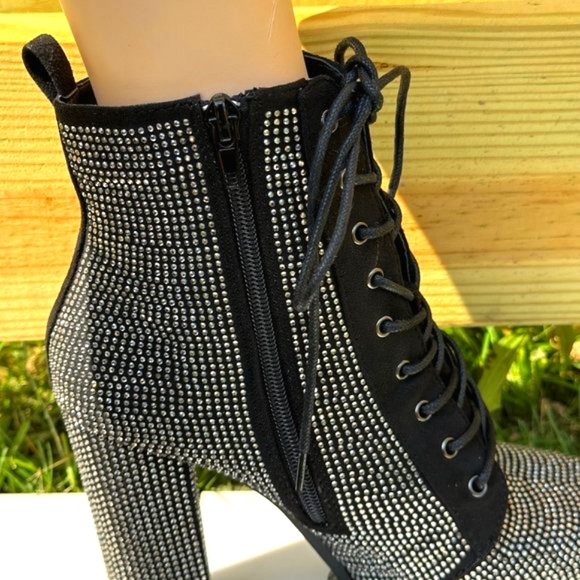 Wild Diva Rhinestones Ankle Bootie With 4 3/4" Block Heels - Picture 3 of 6